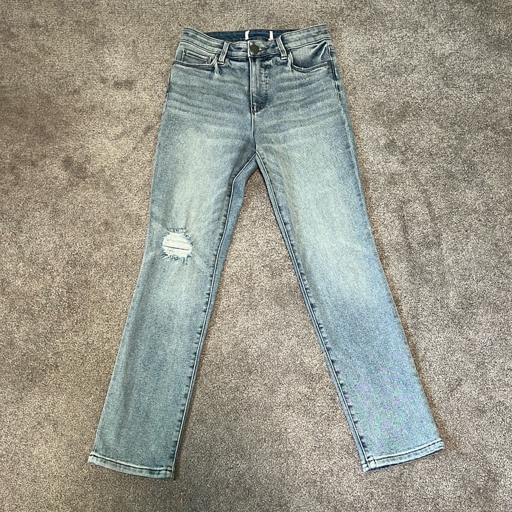 EVEREVE Women's Ever Straight High Rise Fit Distressed Jeans Size 25